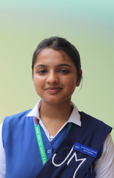 ADITI BANSAL(BLUE HOUSE CAPTAIN)